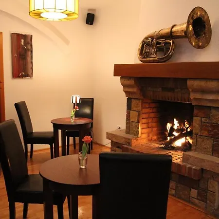 De Paris Hotel 4*